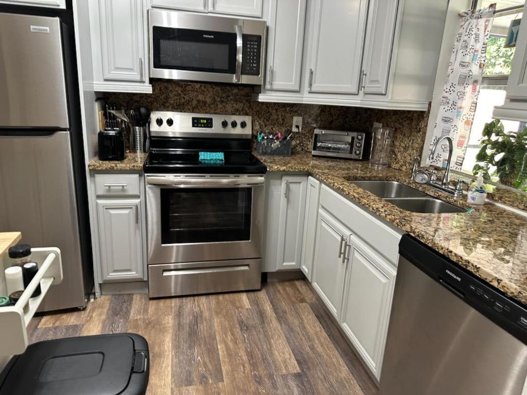 Whole House+Renovated+Pool+Lanai+Bbq+Close To All West Palm Beach Exterior foto