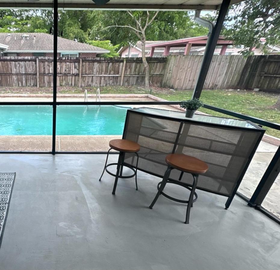 Whole House+Renovated+Pool+Lanai+Bbq+Close To All West Palm Beach Exterior foto